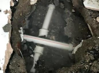 泸定阳台漏水维修公司为您分享楼上楼下漏水怎么处理